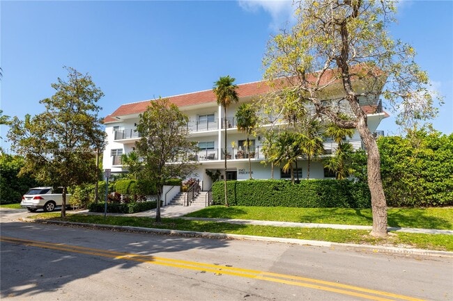 Photo - 1840 Jefferson Ave Condo Unit 103