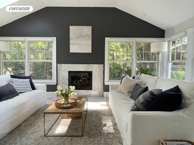 Photo - 36 Springwood Way