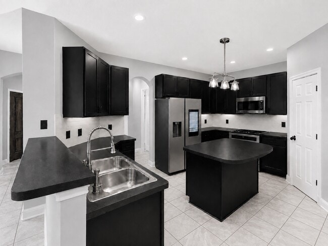 Building Photo - 13714 Hillingdale Ln
