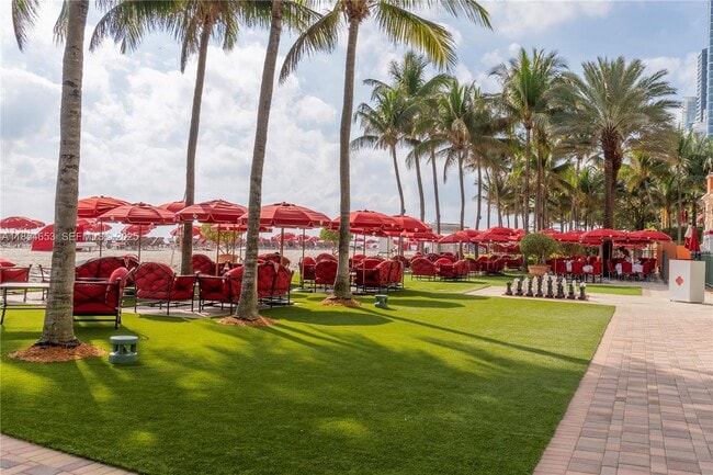 Photo - 17875 Collins Ave Unidad 705