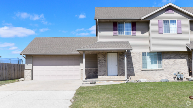 Building Photo - 1005 Northwood Dr Unit 1005 Rental
