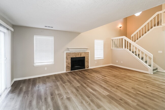 Photo - 1970 Corners Cir