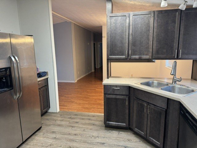 Photo - 255 NW Golden Hills Dr