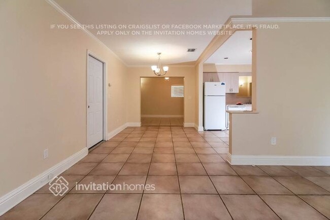 Photo - 7041 SW 2nd Ct