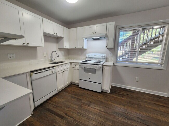 Photo - 1651 Line Cir Unit 1
