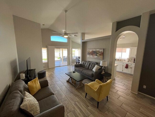 Photo - 11669 W Pine Mountain Ct