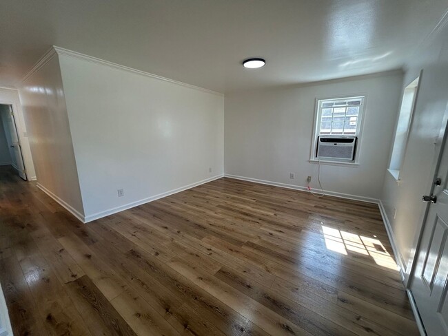 Photo - 1110 Westmoreland St