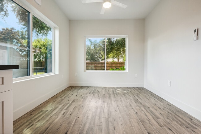Dining area - 428 W Solidelle St Unit B