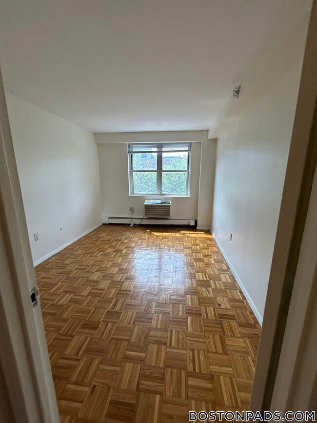 185 Freeman St Unit 448