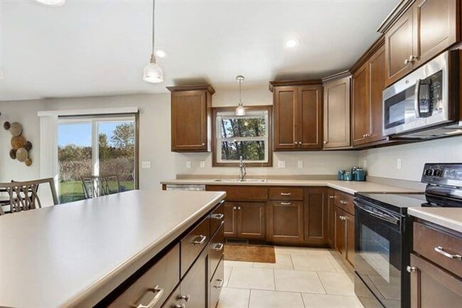 Photo - ***COMING SOON*** LAWNCARE INCLUDED! - 3 Bed 2 Bath Ranch Single Family Home