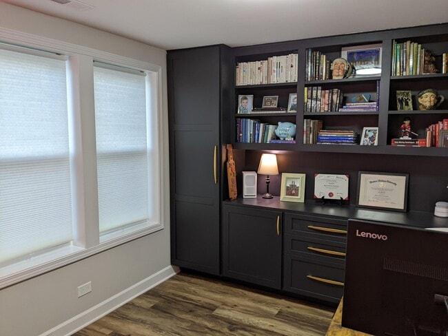 Photo - 1708 W 17th St