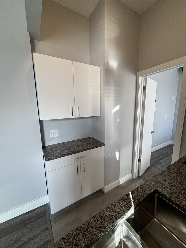 Photo - 117 Christina St N Unit 210