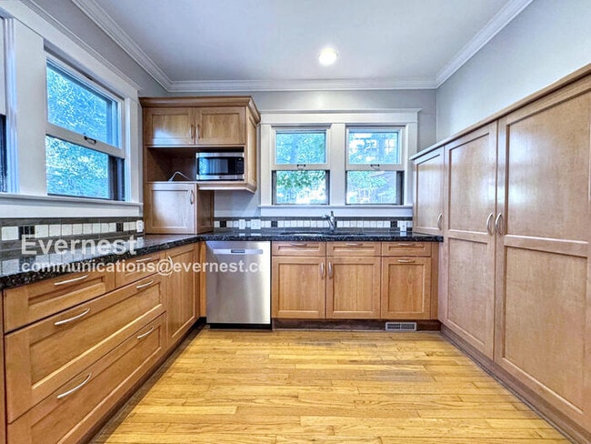 Photo - 983 S Gilpin St