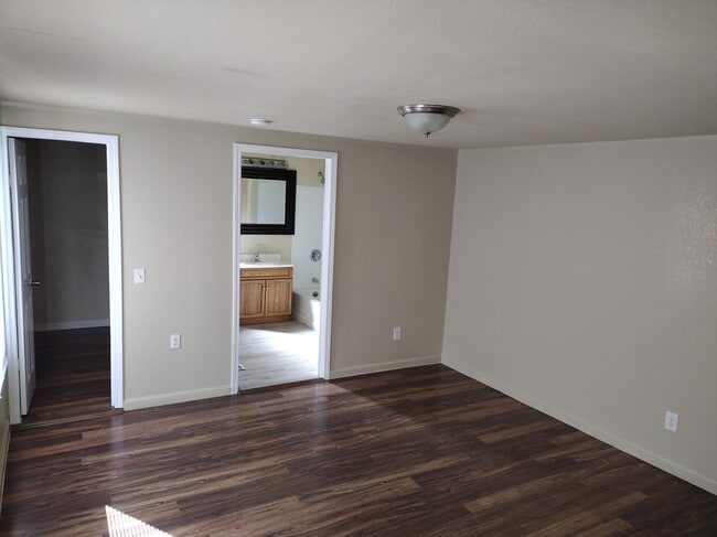 Lot16 Master Bed Closet left Bath Right - 716 N Houston Lake Blvd