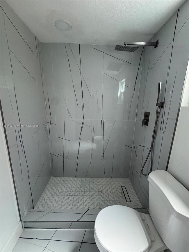 Photo - 4341 NE 18th Ave Unit Studio