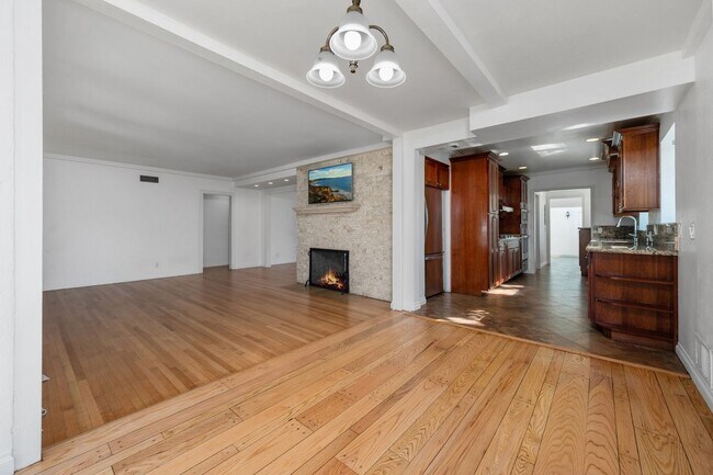 Photo - 6322 W 78th Pl