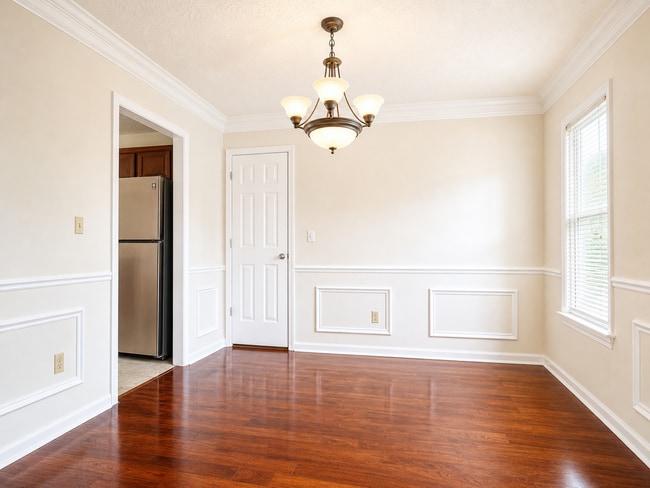 Photo - 1180 Market Square Ln NW