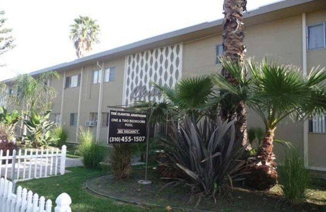 Photo - The Cloister Apartments