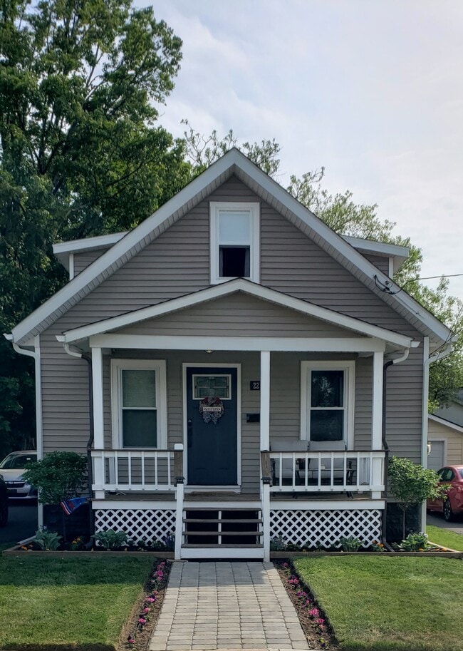 Building Photo - 2215 Maynard Ave Rental