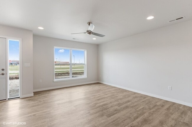 Photo - 2275 Eversull Ln