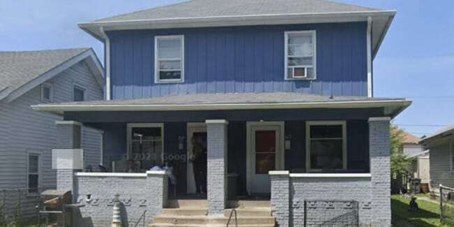 810 N Dearborn St - 810 N Dearborn St