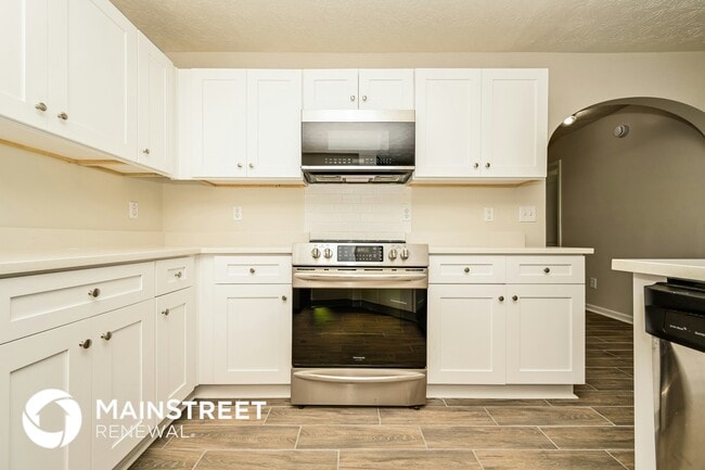 Photo - 255 Heaton Pl Trail