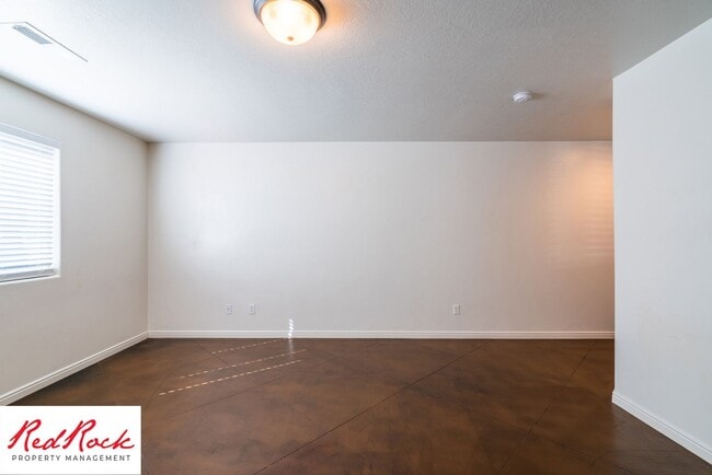 Photo - Conveniently Located 3 Bedroom Townhome