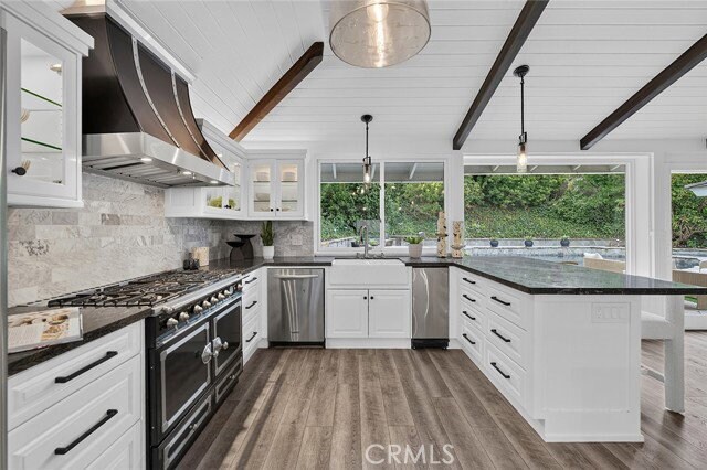 Photo - 3500 Surfview Ln