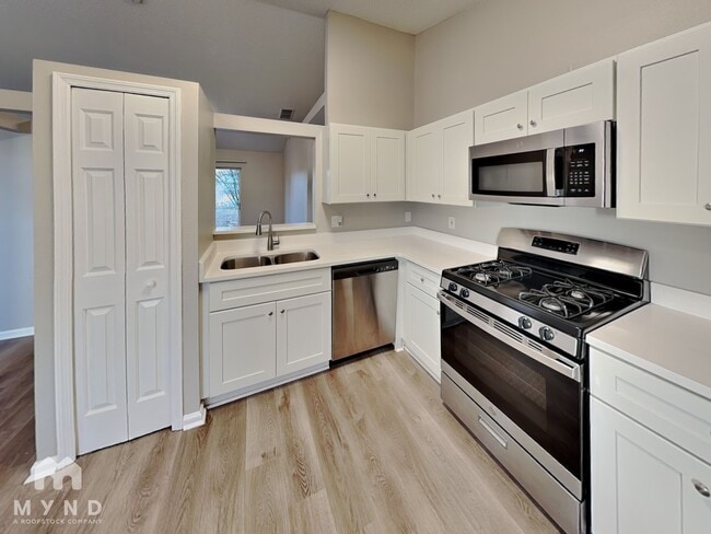 Photo - 2581 Sage Dr