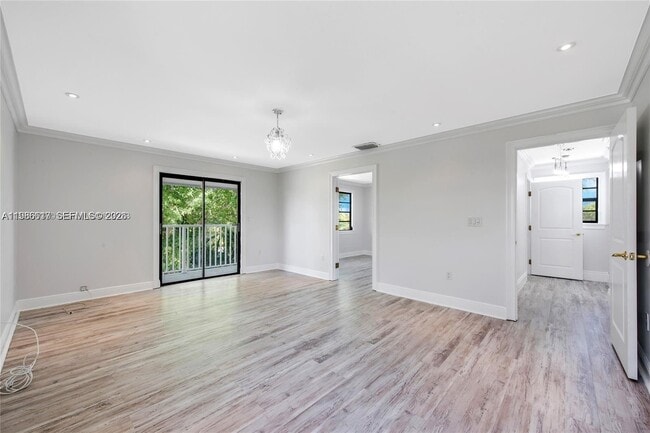 Photo - 9005 SW 56th St