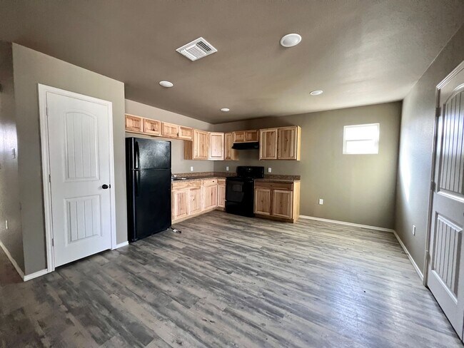 Photo - Cozy 3 Bedroom Home