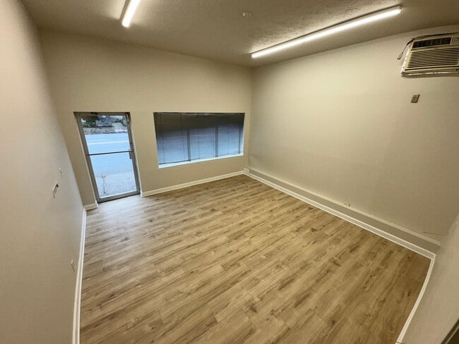 Photo - 2725 S 4th St Unidad 2725-1