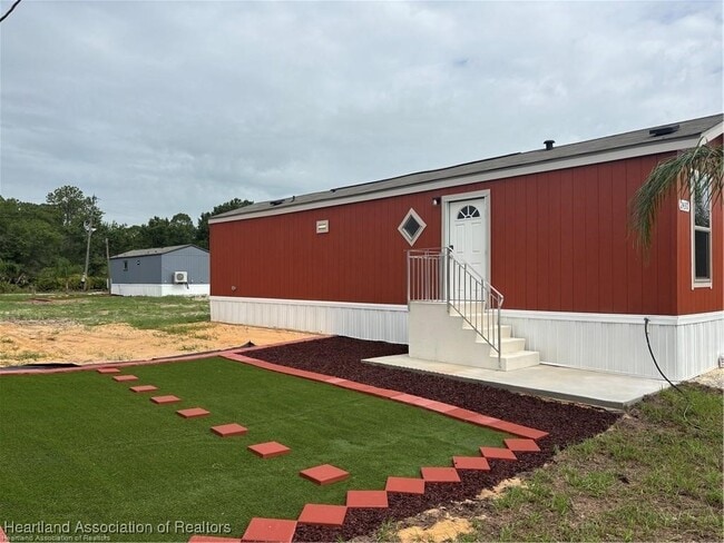 Building Photo - 2430 Hammock Rd Rental