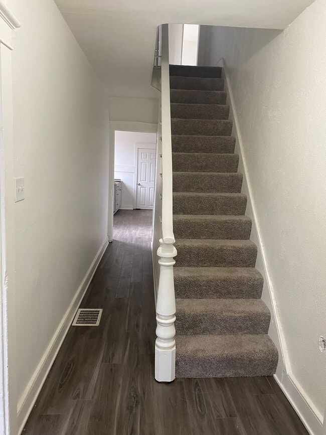 Photo - 124 S Arch St