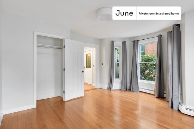 Photo - Room in Shared 2 bed/1.5 bath home Unit B