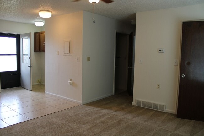 Photo - 1604 N 4th St Unidad 6