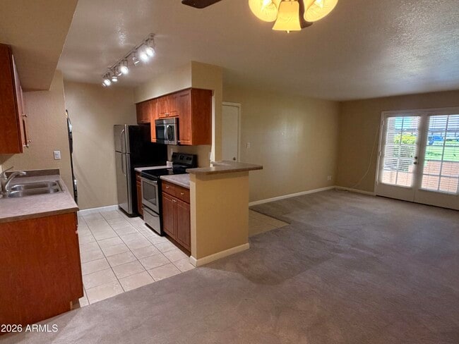 Photo - 5995 N 78th St Unidad 1009