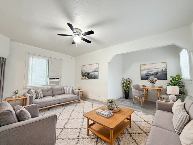 Building Photo - 614 E 600 S