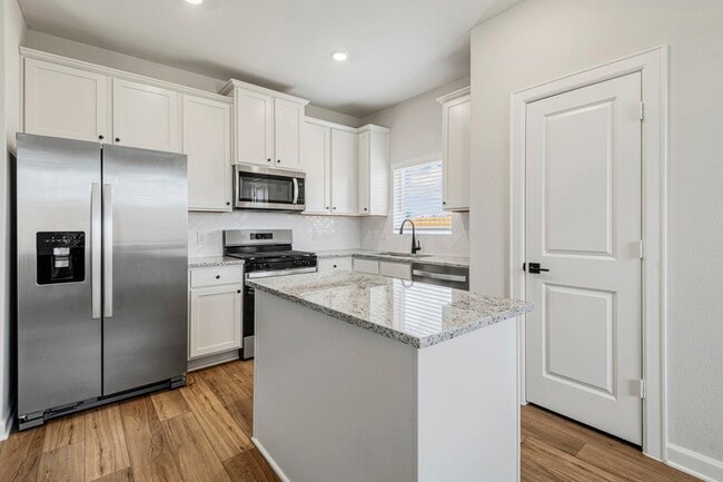 Photo - 15671 Honey Cv Dr