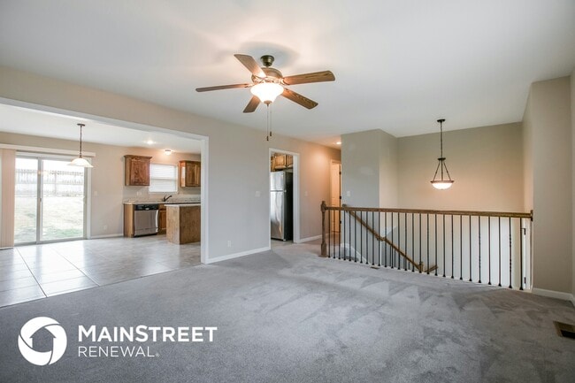 Photo - 1305 NW High View Dr