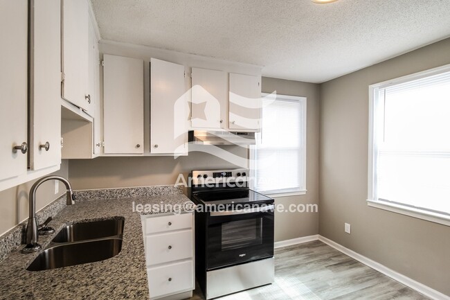 Photo - 3275 Mary Dr