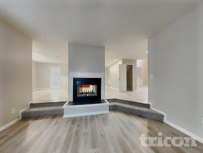 Photo - 5005 Eagle Creek Dr