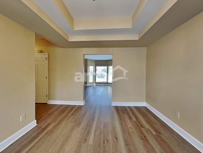 Photo - 1432 Brighton Cir