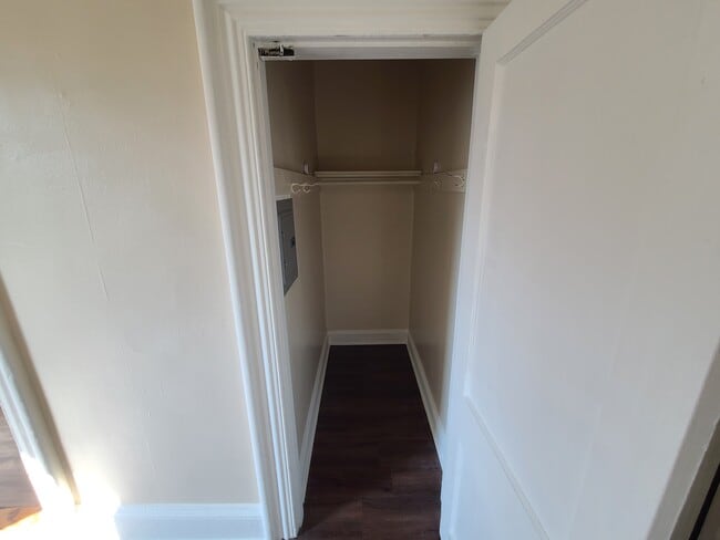 412 W Chelten Ave Unit 2F