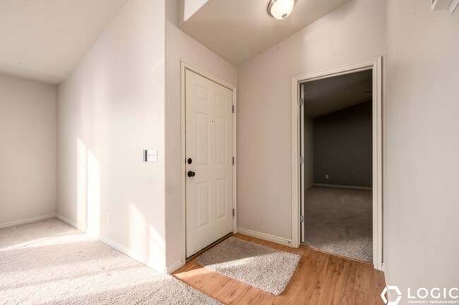 Photo - Spacious Condo in Great Location!