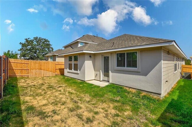 Photo - 116 Riverhill Dr