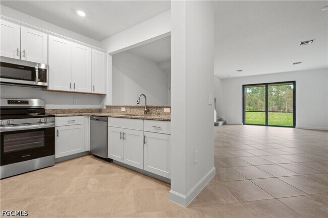 Photo - 14150 Gardeners Wy