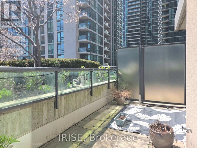 Photo - 16 Yonge St Unit 510