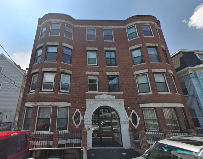 Building Photo - 21 Highgate St Unit 1 Rental