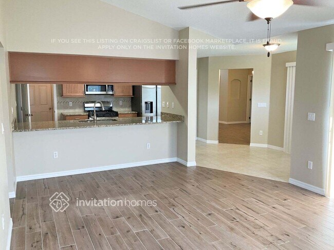 1005 Pelican Ln